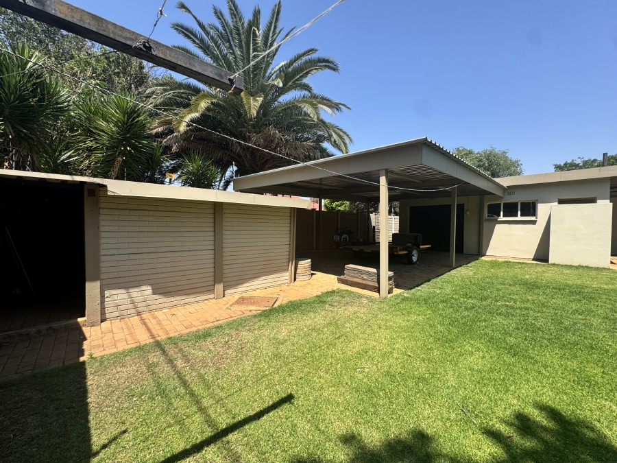 4 Bedroom Property for Sale in Neserhof North West